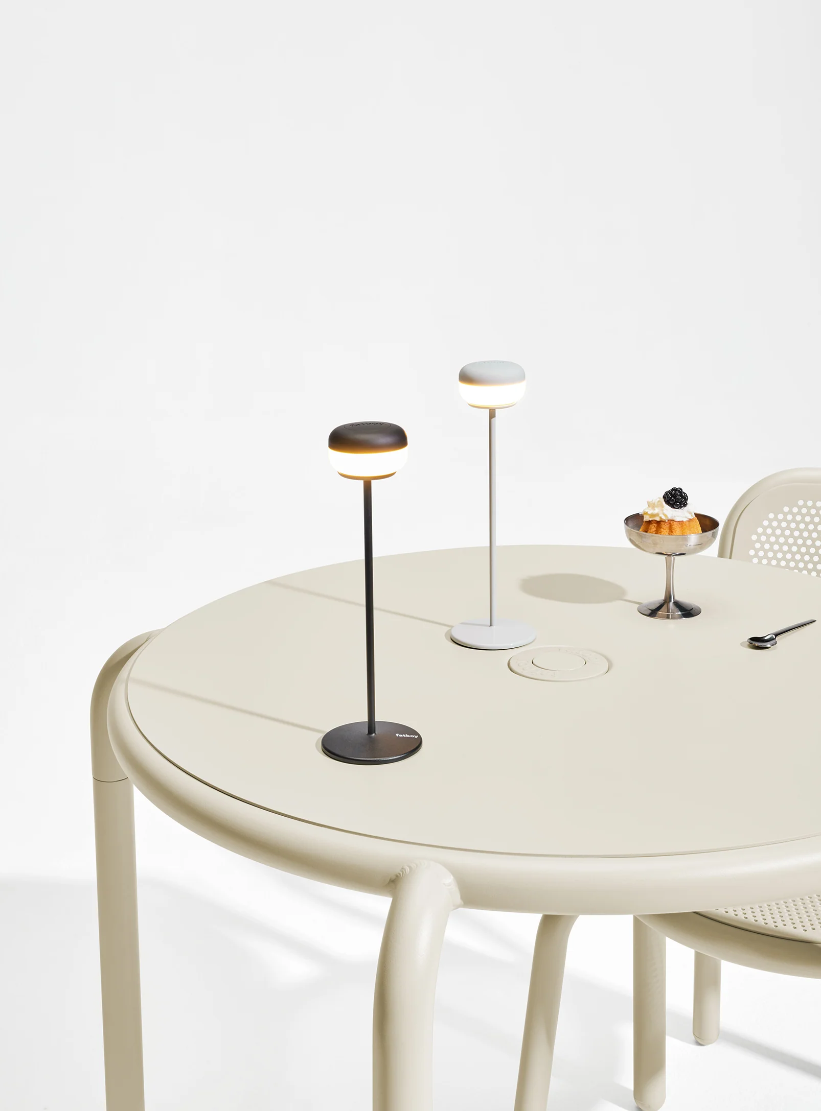 Cheerio Table Lamp - Image 8