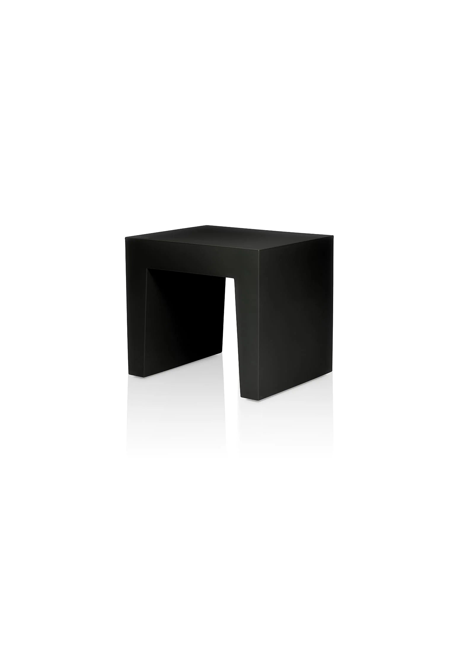 Concrete Seat - Image 9