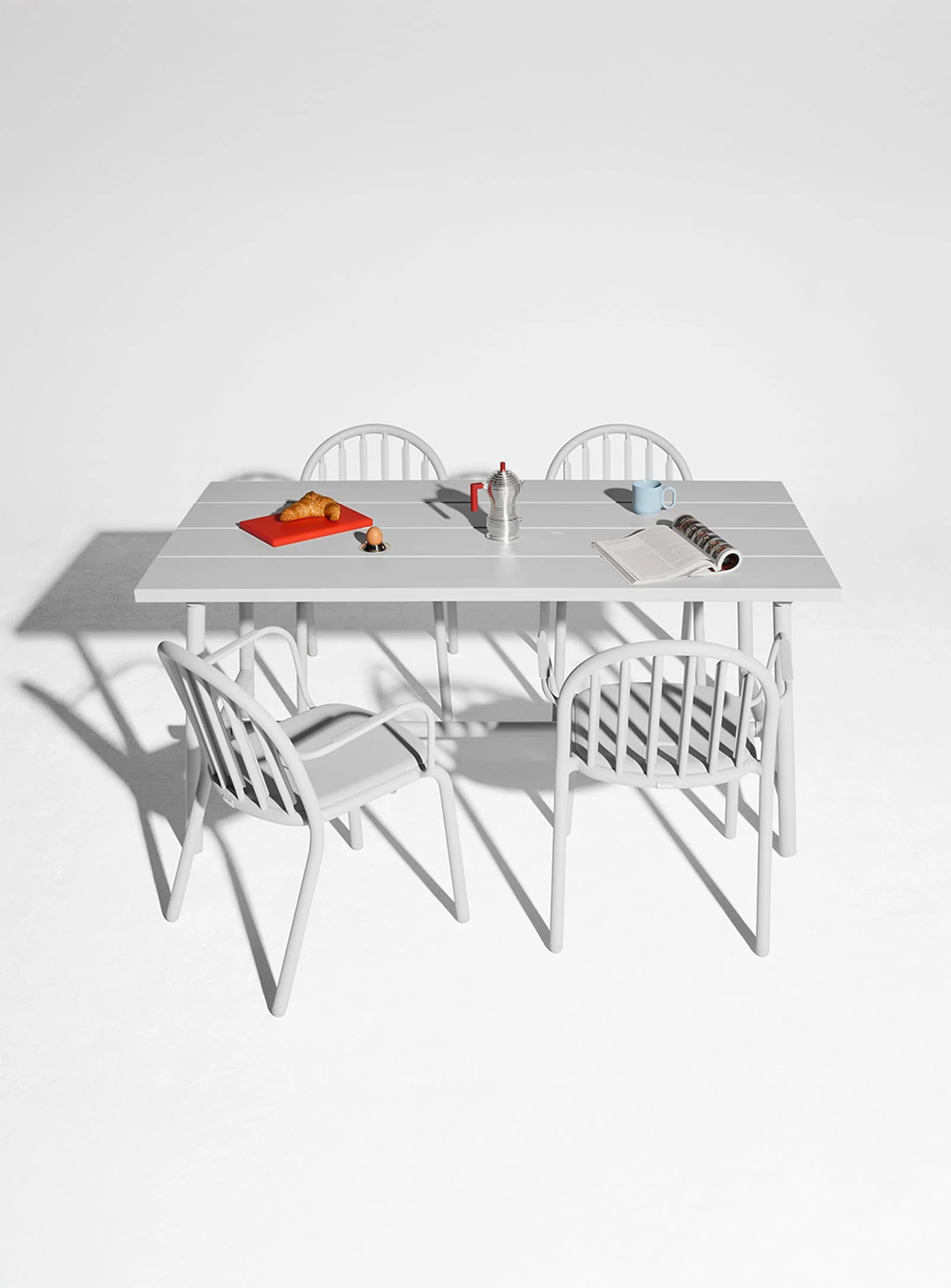 Fred's Outdoor Medium Table<br> 4 to 6-places - Image 4