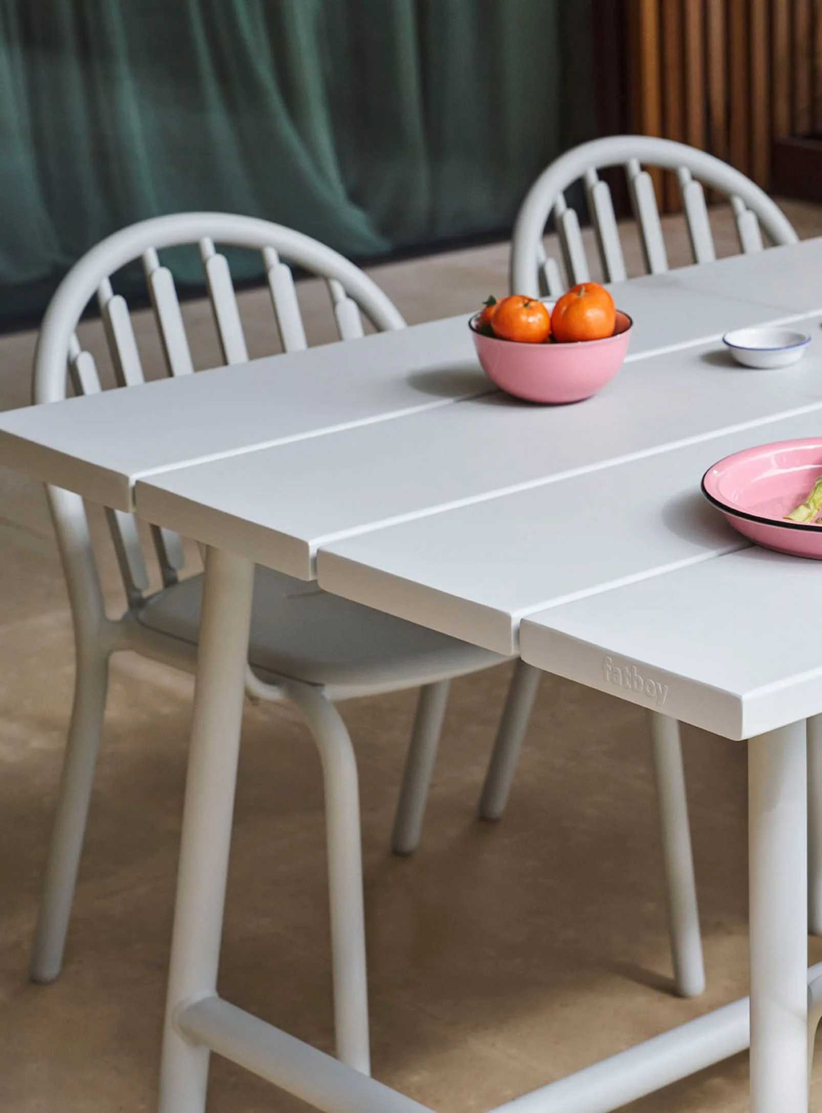 Fred's Dining Set<br> 1 Large Table + 8 Chairs - Image 4