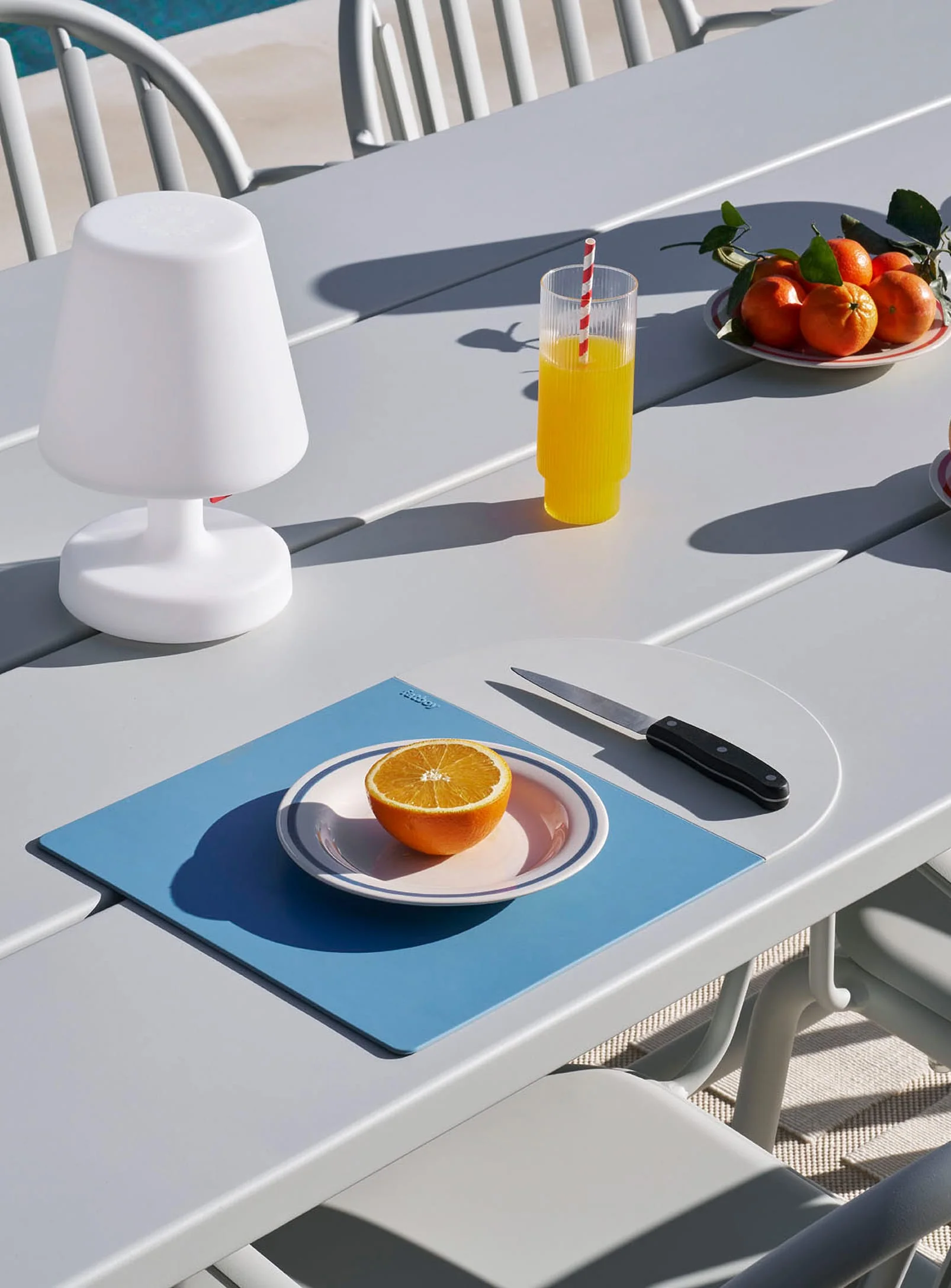 Fred's Outdoor Large Table<br> 6 to 8-places - Image 6