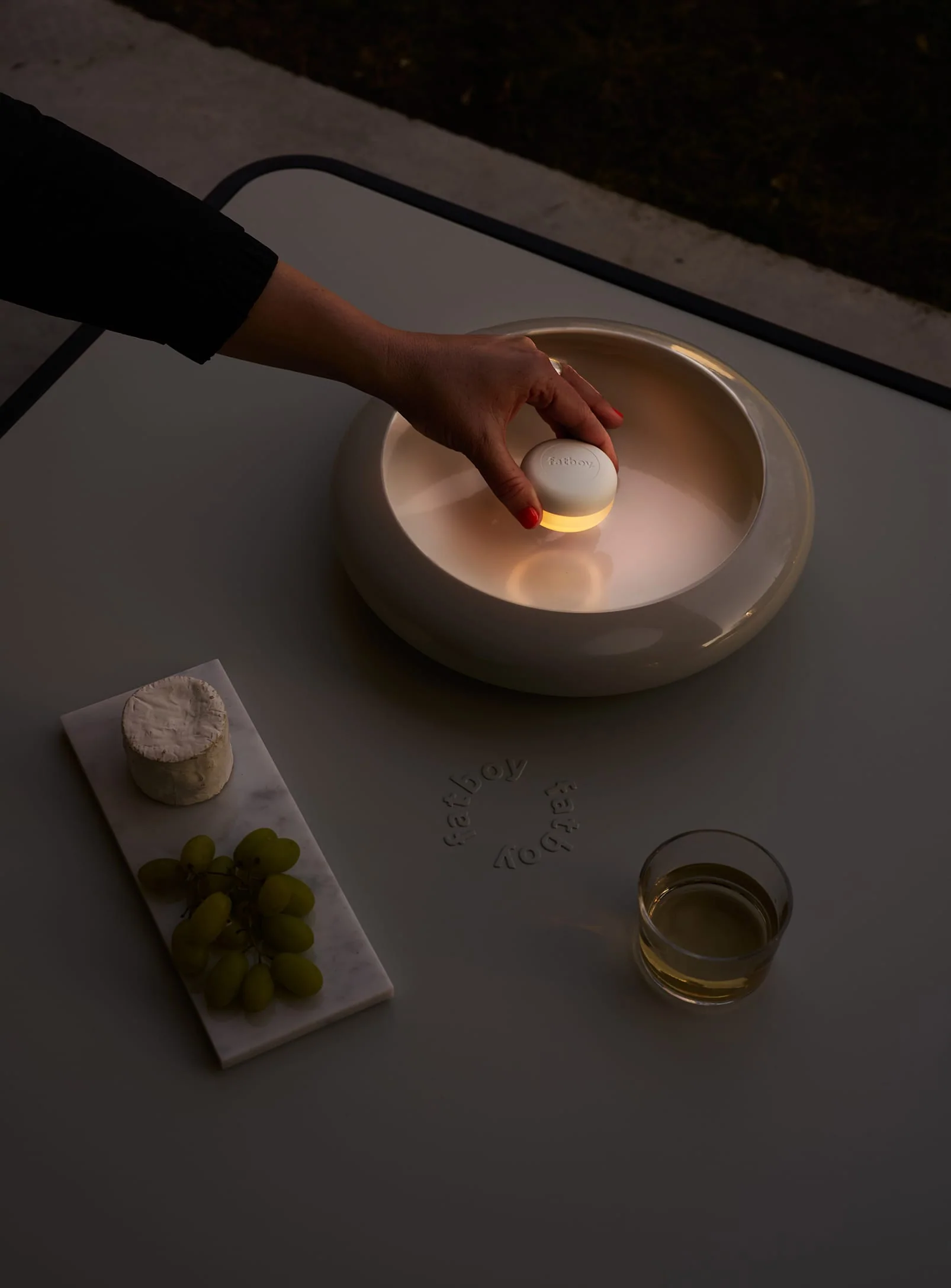 Oloha Table & Wall Lamp - Image 3