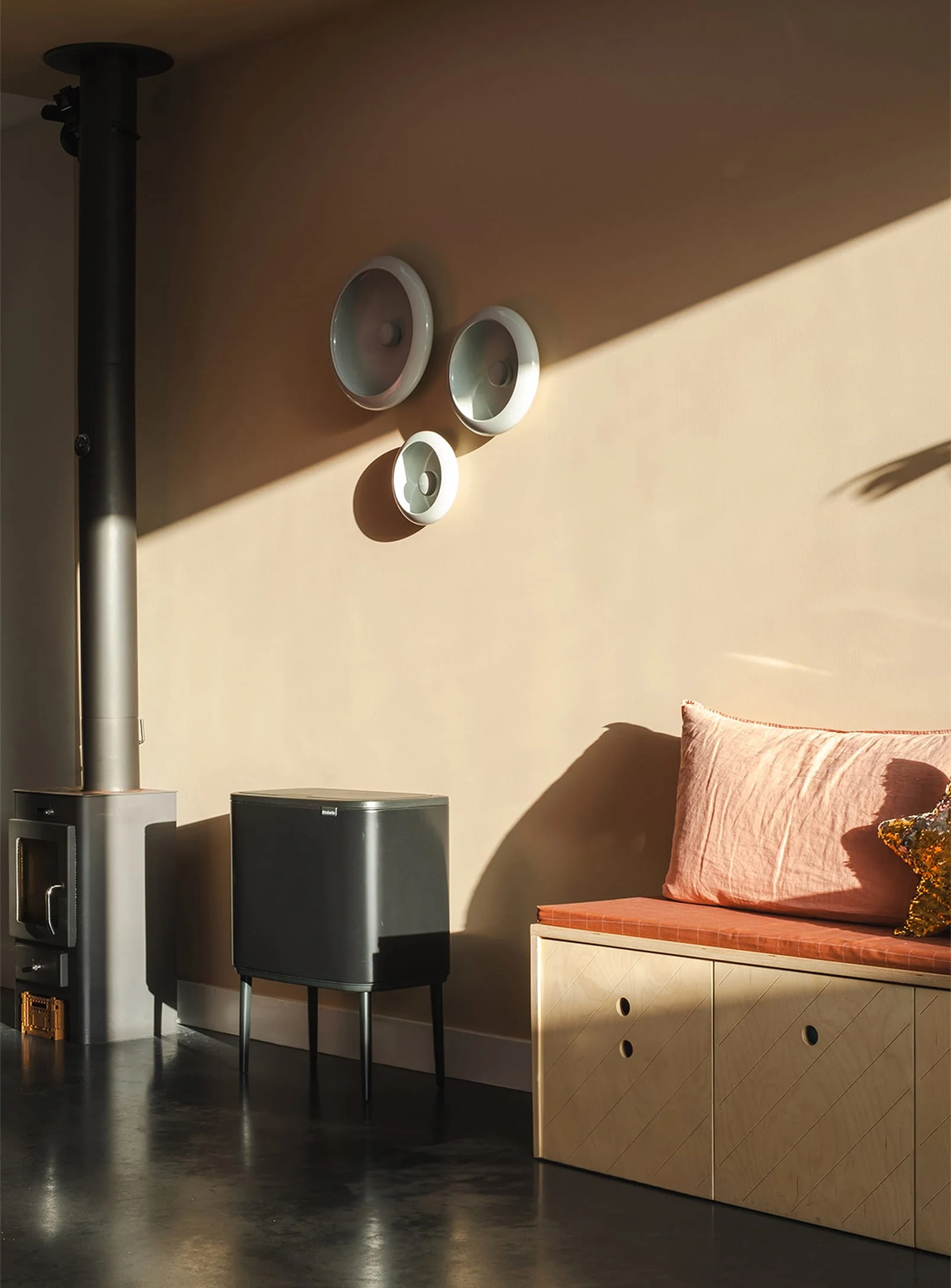 Oloha Table & Wall Lamp <br>Set of 3 - Image 4
