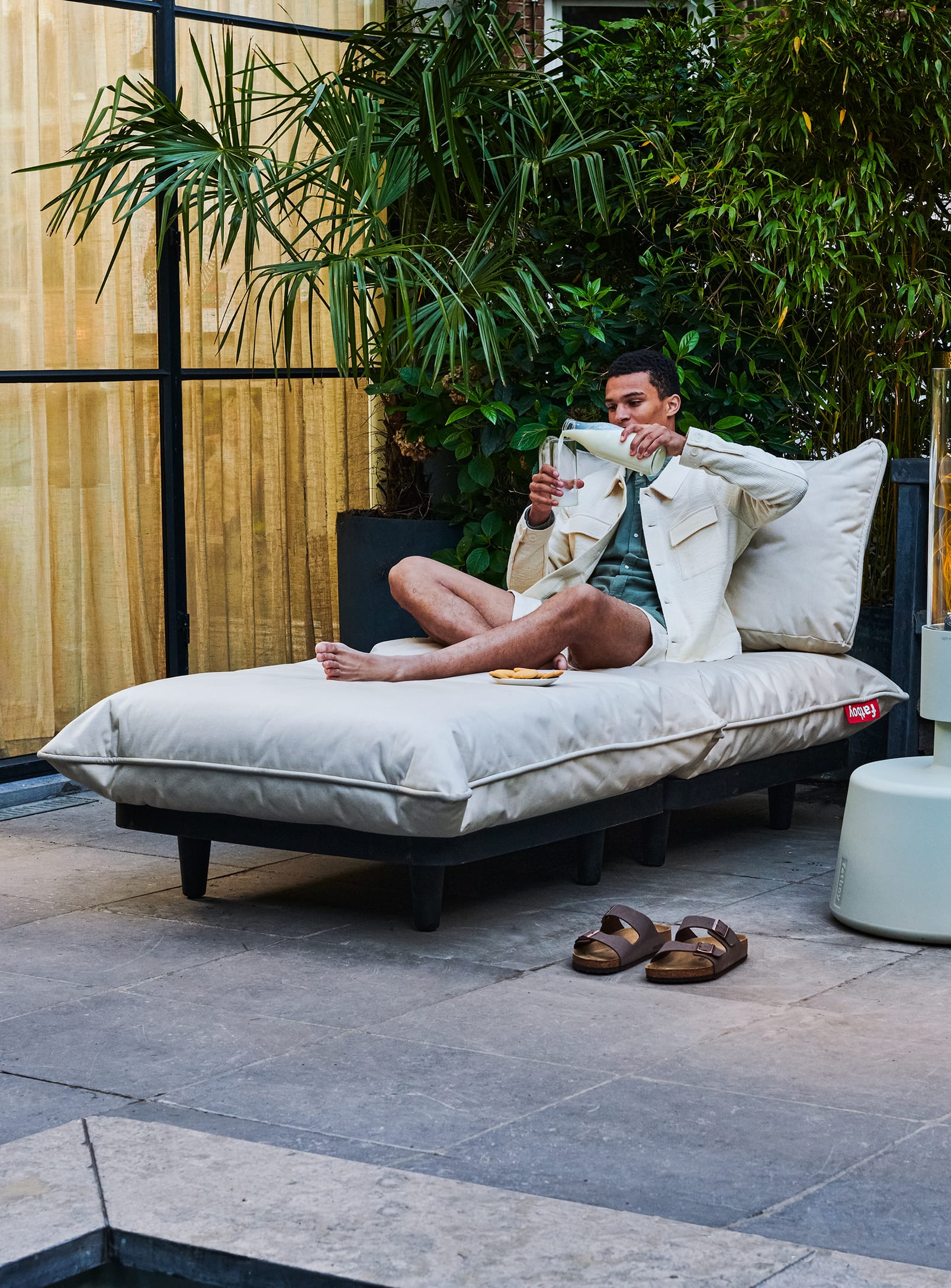 Paletti Outdoor Daybed - Image 3