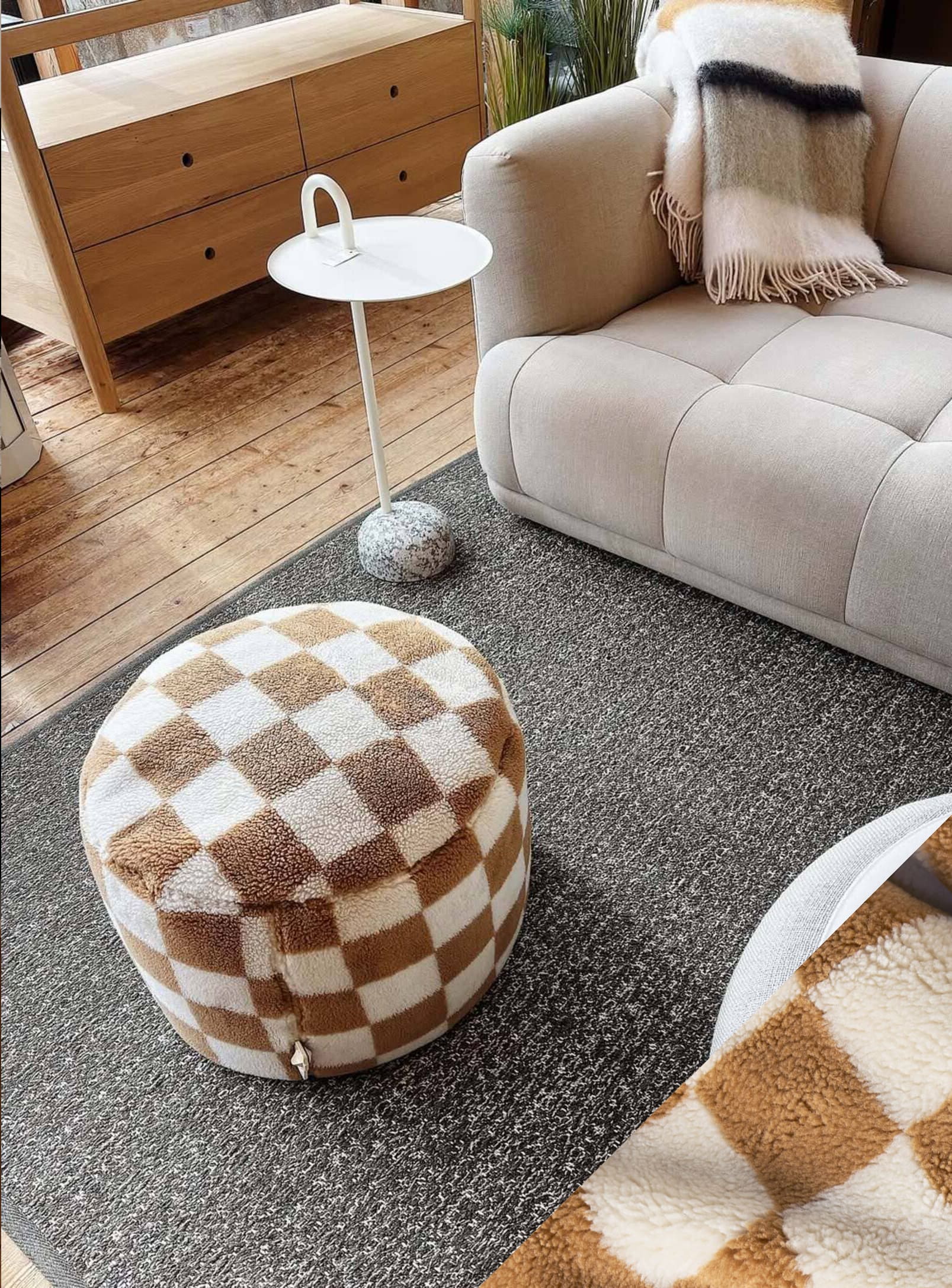 Point Teddy Chess<br> Ottoman and footrest