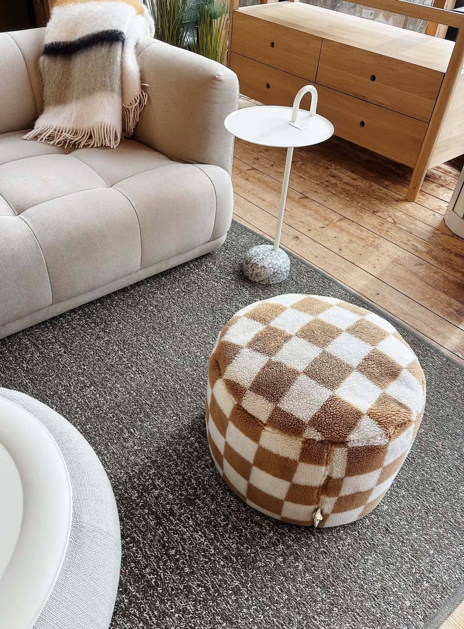 Point Teddy Chess<br> Ottoman and footrest - Image 3