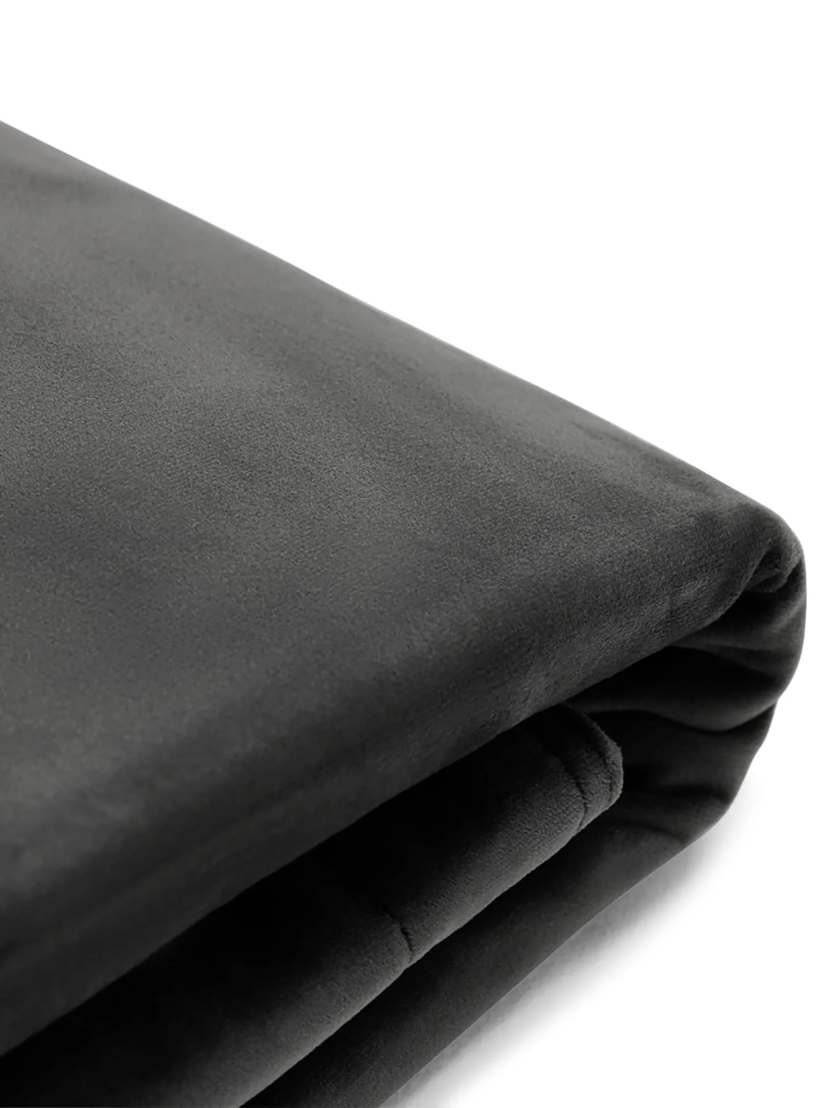 COVER | Slim Velvet - Image 4
