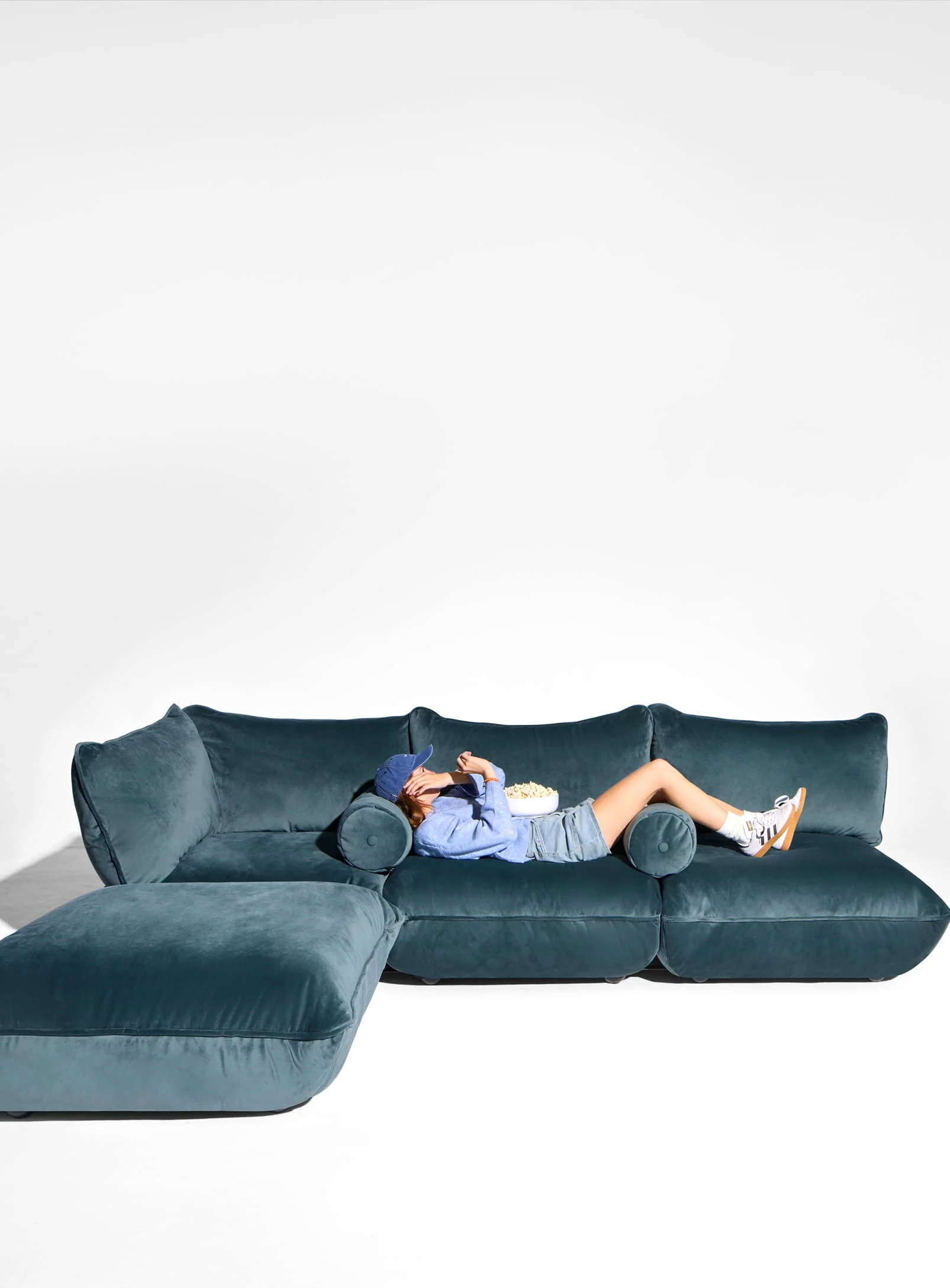 Sumo Sectional Sofa Velvet<p> 4-seater - Image 6